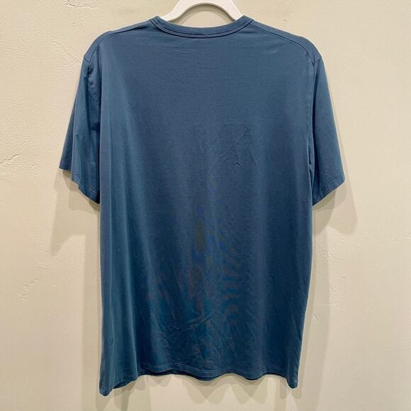 Lululemon Men’s Fundamental Short Sleeve Tee in Oil Grey/Blue - Picture 2 of 10
